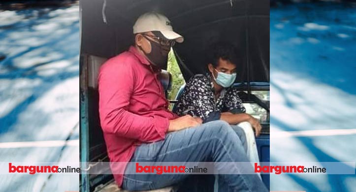 নারী দিয়ে ফাঁদে ফেলে চাঁদাবাজির সময় প্রেমিকাসহ আটক